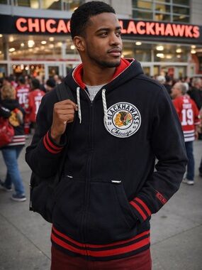 CCM Chicago Blackhawks Men's Size M Retro Looking Zip Up Hoodie. Black/Red